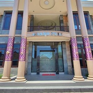 Grand Puri Hotel